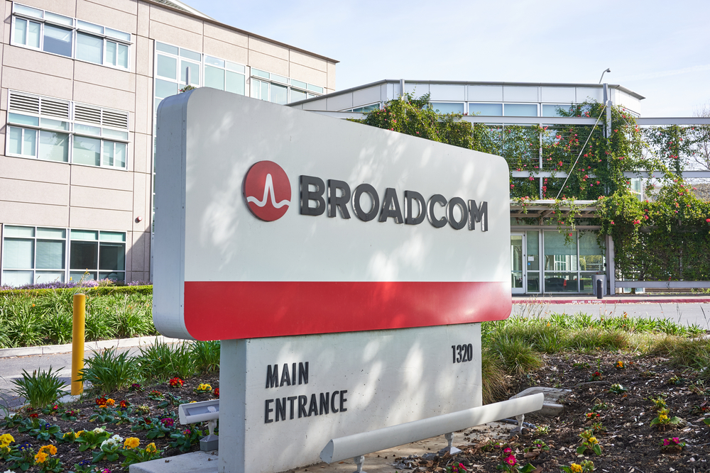 Broadcom (AVGO)