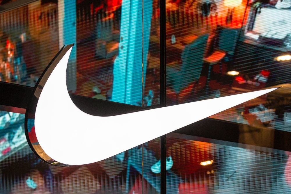 Nike store, logo